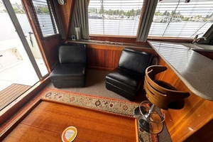 2001 Navigator Pilothouse thumbnail 13