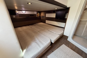 41ft Cruisers Yachts Yacht For Sale