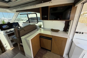 41ft Cruisers Yachts Yacht For Sale