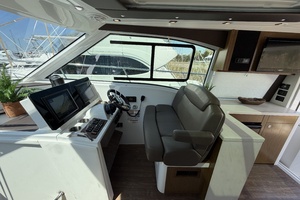 41ft Cruisers Yachts Yacht For Sale