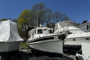 2006 Nordic Tugs 37 thumbnail 1