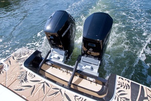 KELLY’S BUOYS