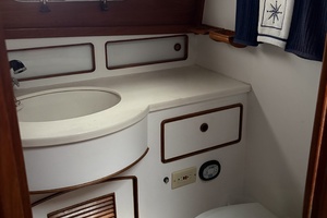 SIS 36ft Little Harbor Yacht For Sale