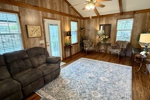 2002 Custom 20 x 53 Floating Cabin - Approx 999/sqft thumbnail 28