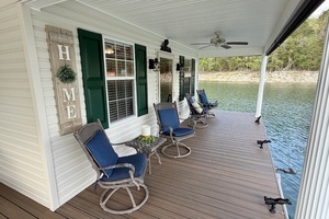 2002 Custom 20 x 53 Floating Cabin - Approx 999/sqft thumbnail 107