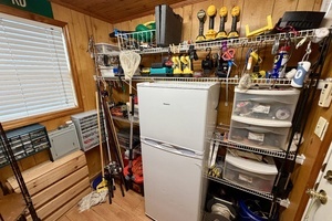 2002 Custom 20 x 53 Floating Cabin - Approx 999/sqft thumbnail 93