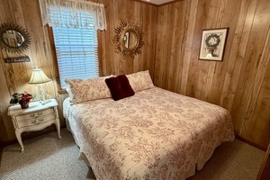 2002 Custom 20 x 53 Floating Cabin - Approx 999/sqft thumbnail 55