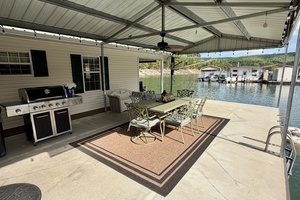 2002 Custom 20 x 53 Floating Cabin - Approx 999/sqft thumbnail 16