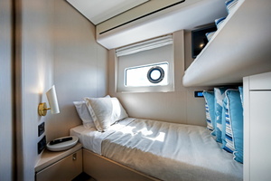 68FT (20.73M) AZIMUT