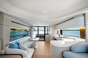 2025 Azimut 68 FLY thumbnail 19