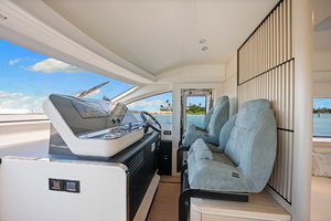 2025 Azimut 68 FLY thumbnail 43