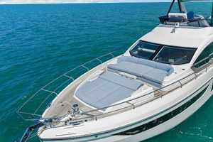 2025 Azimut 68 FLY thumbnail 9