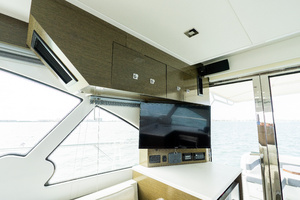 50FT (15.24M) CRUISERS YACHTS