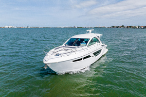 50FT (15.24M) CRUISERS YACHTS