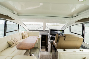 50FT (15.24M) CRUISERS YACHTS