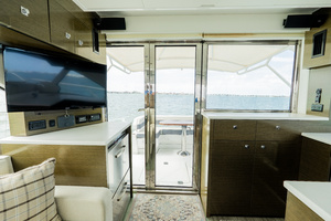 50FT (15.24M) CRUISERS YACHTS