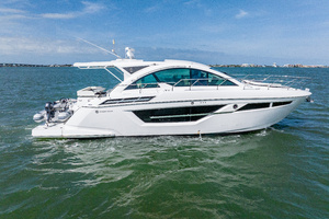 50FT (15.24M) CRUISERS YACHTS