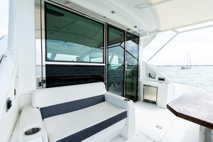 50FT (15.24M) CRUISERS YACHTS