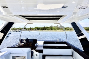 2022 Galeon 500 FLY thumbnail 23