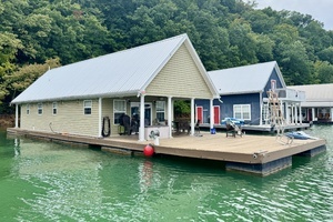 2006 Custom 20 x 43 Floating Cabin - Approx 812sqft thumbnail 123
