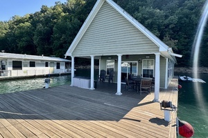 2006 Custom 20 x 43 Floating Cabin - Approx 812sqft thumbnail 18