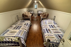 2006 Custom 20 x 43 Floating Cabin - Approx 812sqft thumbnail 68