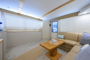 Headwinds 46ft Hatteras Yacht For Sale