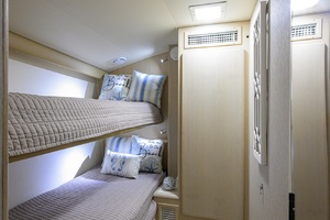 Headwinds 46ft Hatteras Yacht For Sale