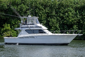 Headwinds 46ft Hatteras Yacht For Sale