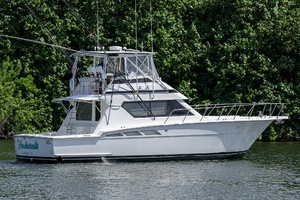 Headwinds 46ft Hatteras Yacht For Sale
