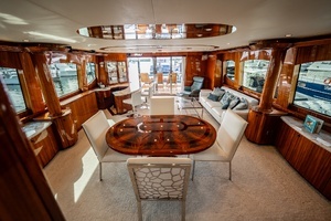 2012 Hatteras thumbnail 41