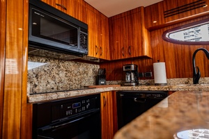 Breakaway 80ft Hatteras Yacht For Sale