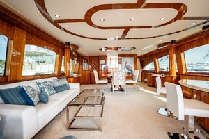 2012 Hatteras thumbnail 27
