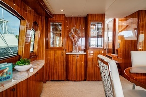 2012 Hatteras thumbnail 39