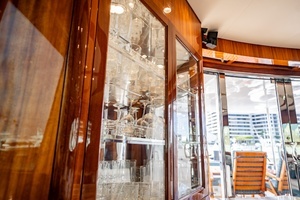 2012 Hatteras thumbnail 35