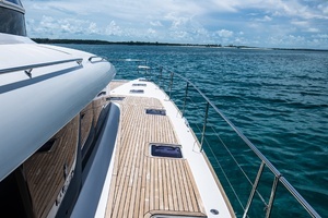 PLAYTIME 2018 Lagoon 630 Motor Yacht Yacht For Sale in Nassau 