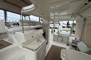 2001 Sea Ray 380 Aft Cabin thumbnail 17