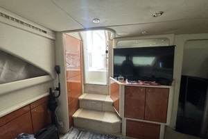 2001 Sea Ray 380 Aft Cabin thumbnail 46