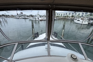 2001 Sea Ray 380 Aft Cabin thumbnail 28