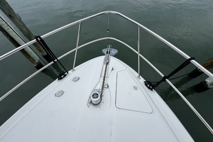 2001 Sea Ray 380 Aft Cabin thumbnail 87