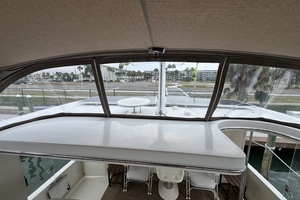 2001 Sea Ray 380 Aft Cabin thumbnail 29