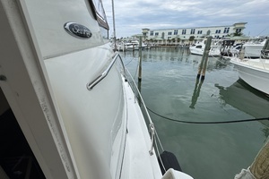 2001 Sea Ray 380 Aft Cabin thumbnail 81