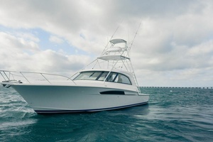 Photo 6106447 for 2027 Bertram 50 Sport  