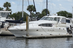 2002 Sea Ray 480 Motor Yacht thumbnail 3