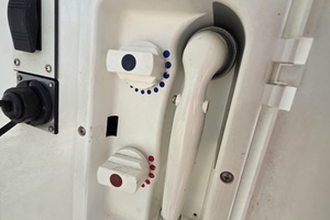 2002 Sea Ray 480 Motor Yacht thumbnail 54