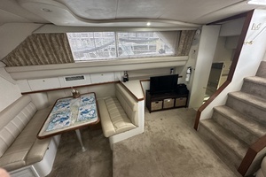 1998 Cruisers Yachts 3650 Aft Cabin thumbnail 29