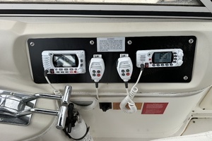 1998 Cruisers Yachts 3650 Aft Cabin thumbnail 20