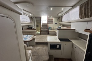 1998 Cruisers Yachts 3650 Aft Cabin thumbnail 37