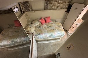 1998 Cruisers Yachts 3650 Aft Cabin thumbnail 51