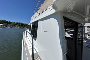 2018 Beneteau 44 Swift Trawler thumbnail 28